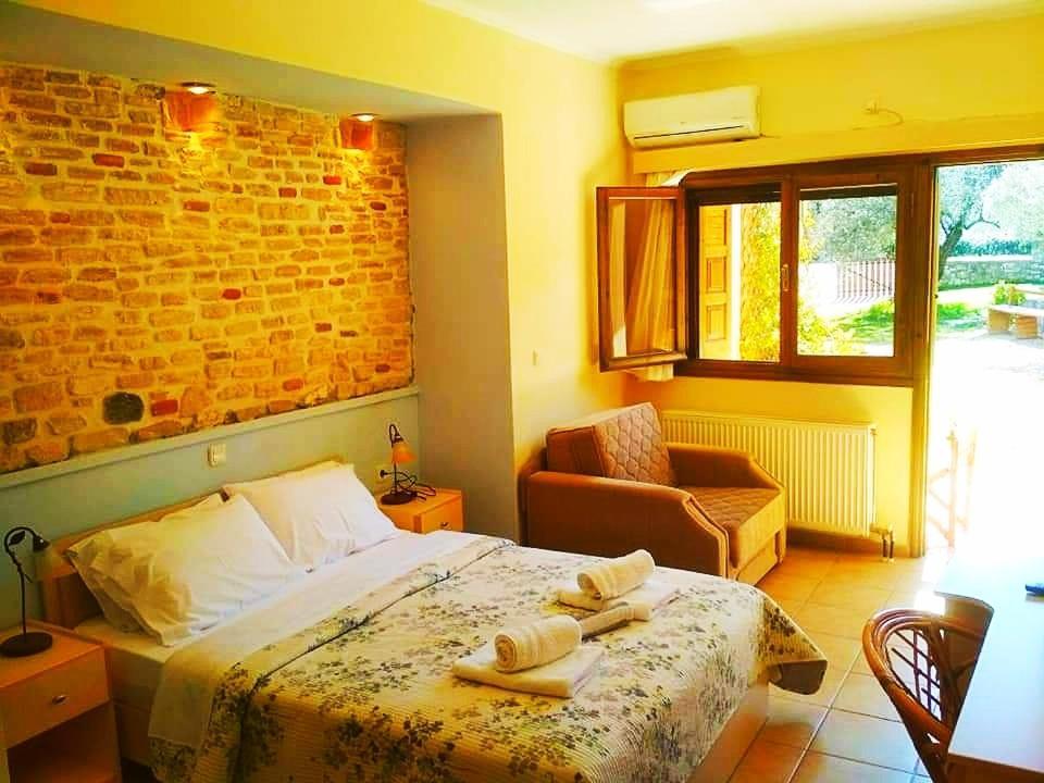 Rent Rooms Alexiou Limni  Luaran gambar