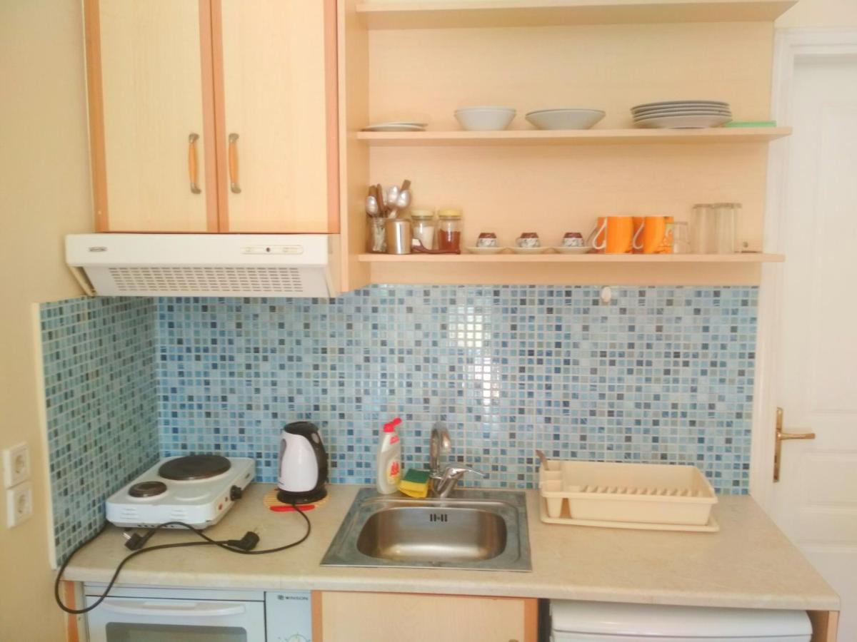 Rent Rooms Alexiou Limni  Luaran gambar